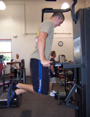 Student doing bar dips in the Recreation Center.