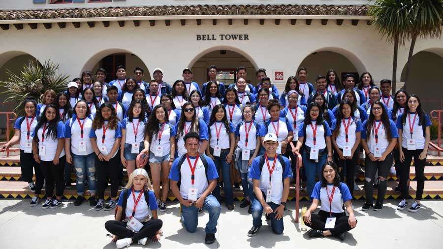 Photo of the 2018 Summer Bridge students