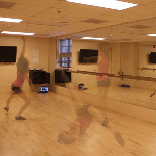 Dance Studio - Dancer