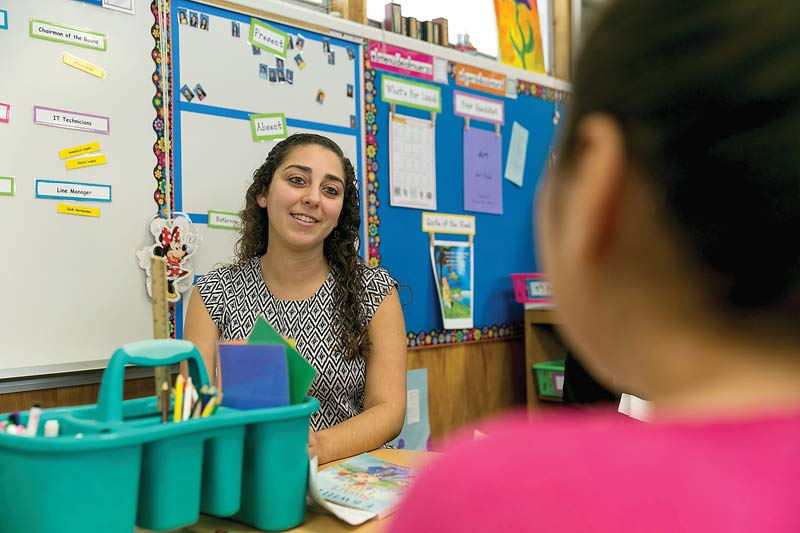 CSUCI alumna, Jessica Regina, teaches at the Las Virgenes School District