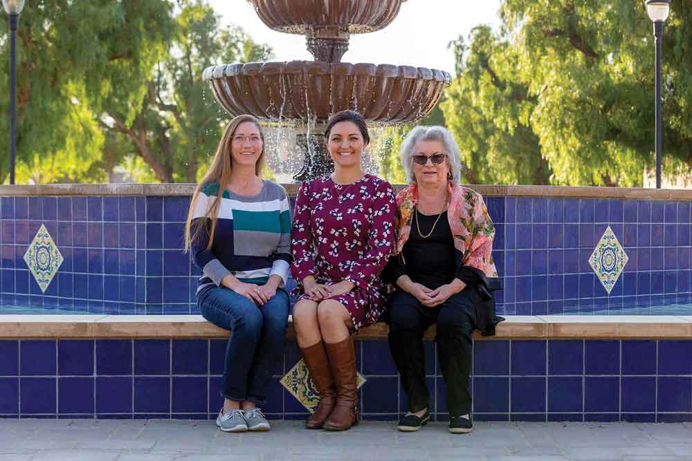 Melissa Mirkovich-Scholes, Amanda Carpenter and Leah Lacayo