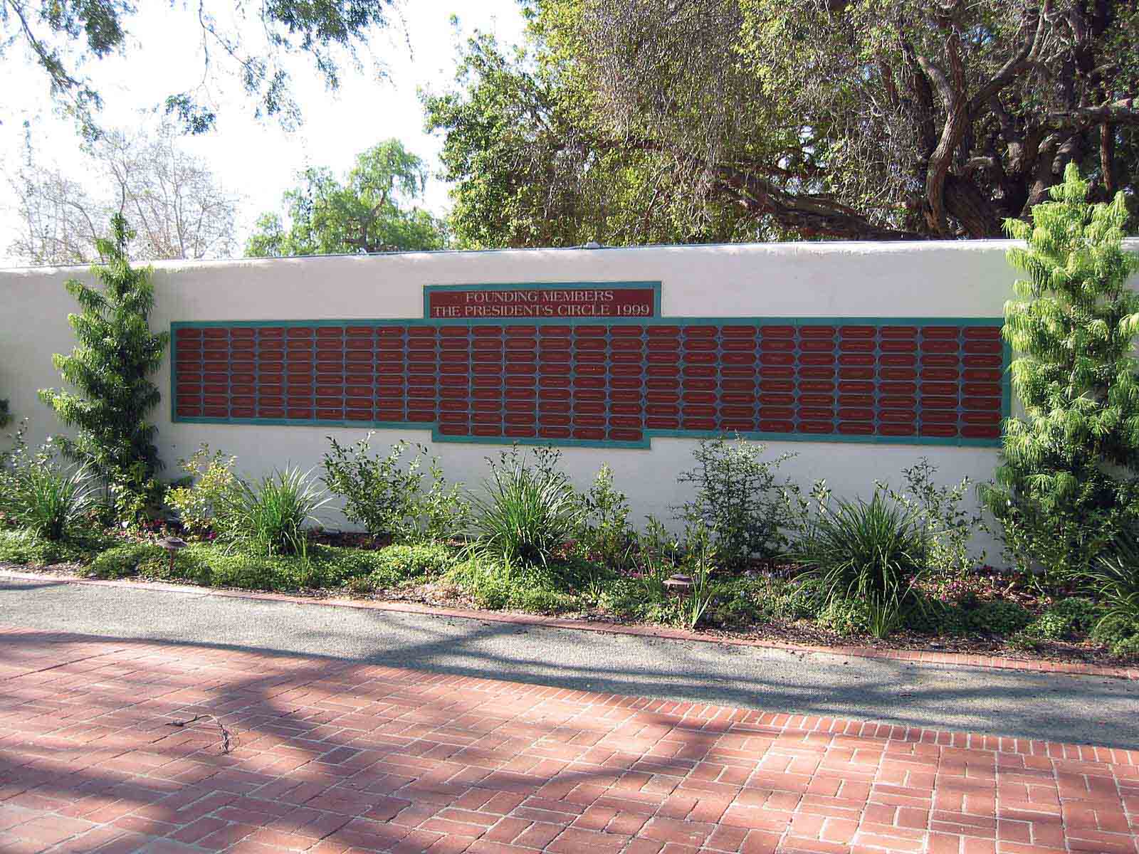 The President’s Circle founding members wall at CSUCI features dedicated tiles.