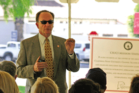 President Rush presents to students and parents at Orientation