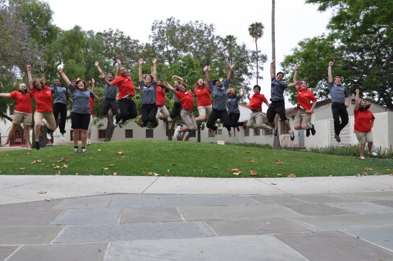 Orientation Leaders volunteer for the "Ask Me" Campaign