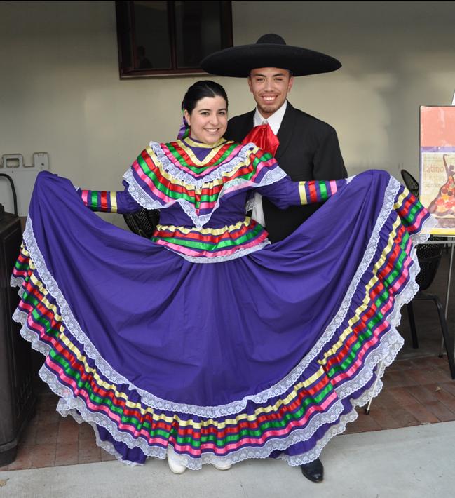 folklórico Dancers