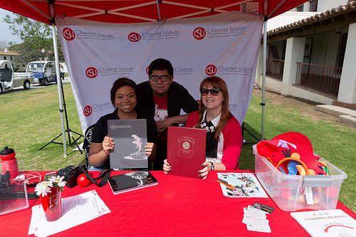 Grad Fest Yearbook Booth