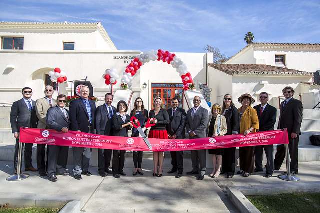 Islands Cafe ribbon cutting