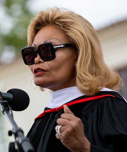 Photo of Janice Bryant Howroyd