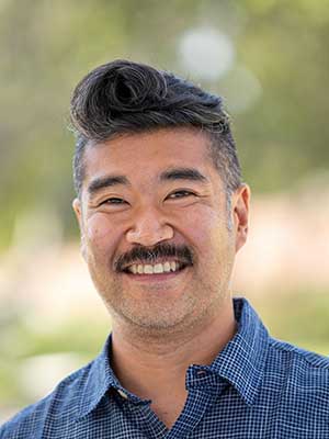 photo of tadashi smiling