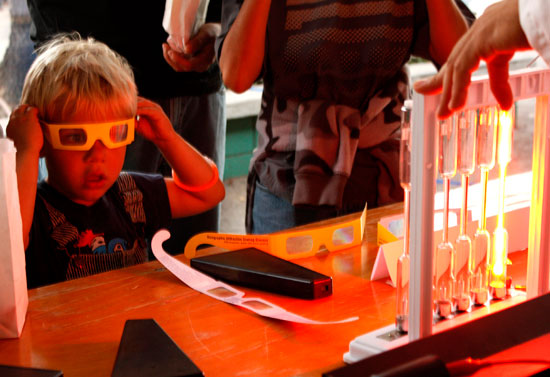Science Carnival activity Science Carnival activity