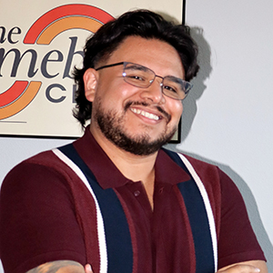 Headshot photo of Allan Yanez