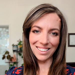 Headshot photo of Danie Rae