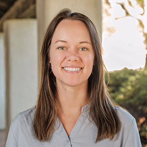 Headshot photo of Georgia Van Tyne