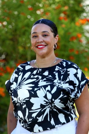 Erica Taylor Headshot