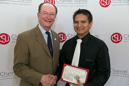 leo cervantes with president rush